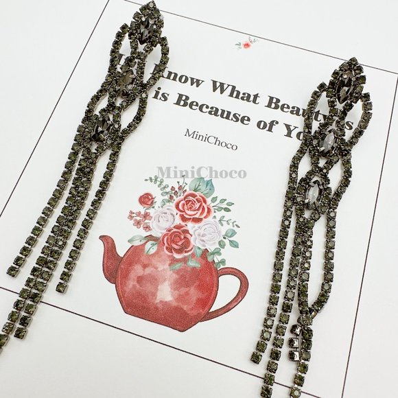 Black Rhinestone Art Decom Long Earrings - Picture 6 of 8